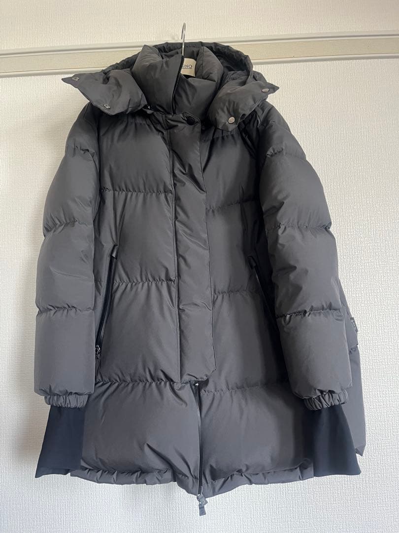 Herno laminarゴアテックス ウインドストッパーダウンコート42