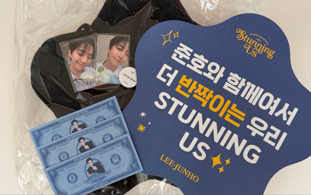 LEE JUNHO クッション 楽天市場】LEE JUNHO [ PenPen CUSHION BABY Ver. ] Midnight Sun in