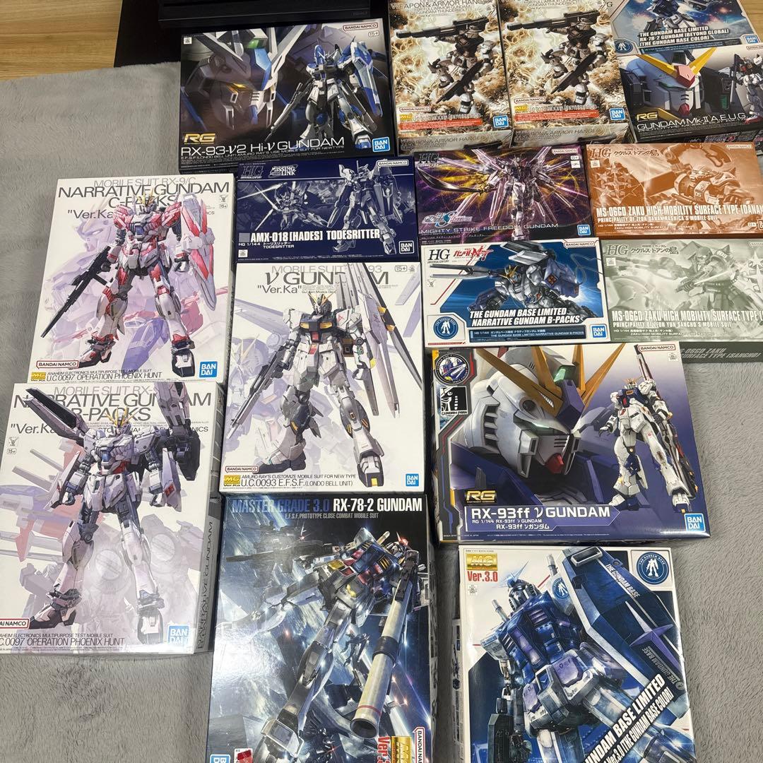 ガンプラセット バンダイ RX-78-2 ナラティブガンダムなど