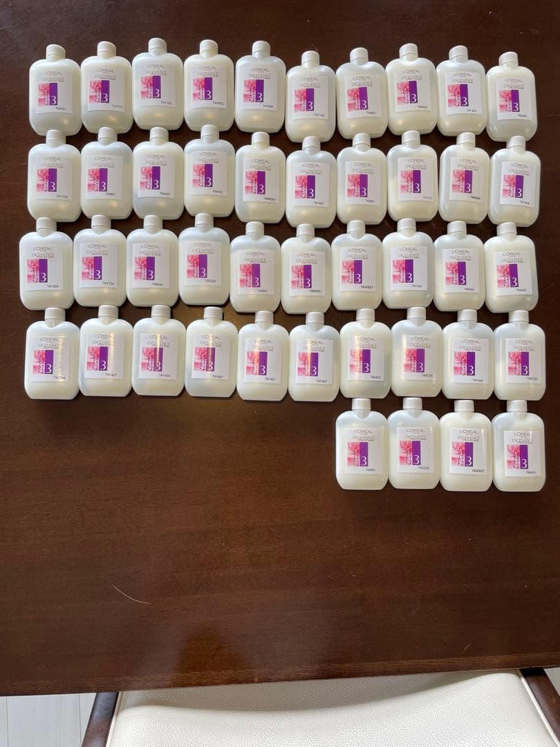 L'OREAL EXCELLENCEヘアトリートメント3 　40g✖️44個