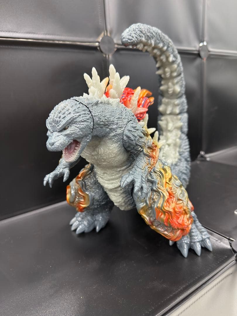frog tree ゴジラ (2023) 金雲 WF2026 冬 ワンフェス - メルカリ
