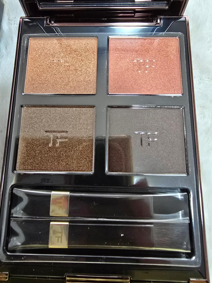 新品未使用☆アイカラー クアッド C 36 タイガーアイ