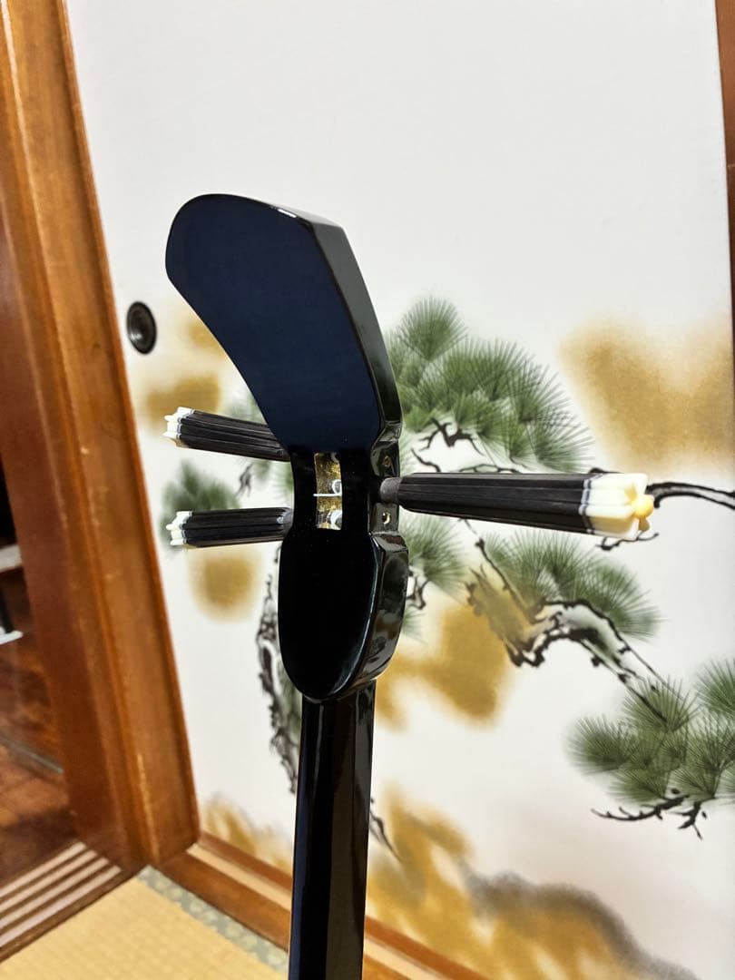 沖縄三線！貴重！知念大工型！本張り【一枚張り】 - メルカリ