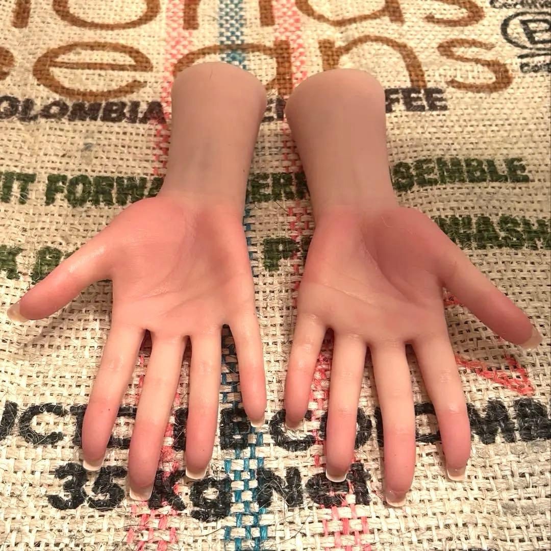 ❣️シリコン製★ハンドマネキン★ハンドトルソー★3D手模型★女性の手★ネイル付き