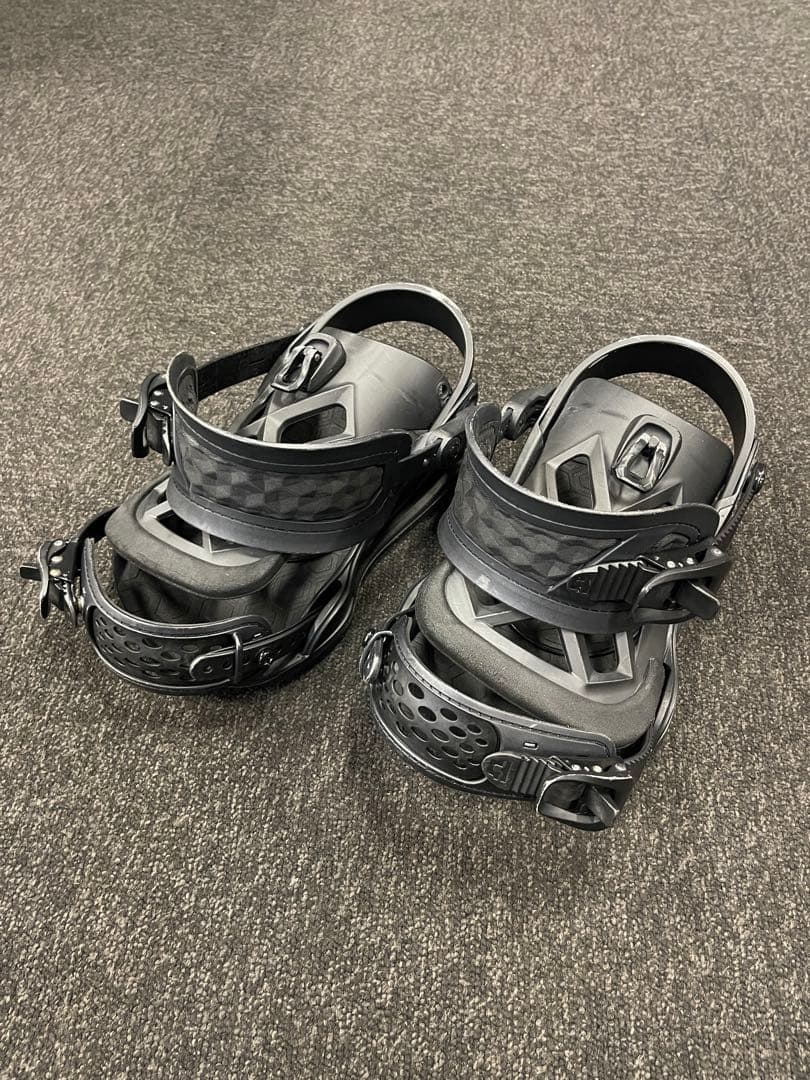 スノーボードビンディング　Union contactPRO Mサイズ