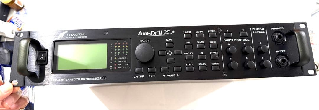 Fractal Axe-Fx II XL＋アンプシミュレーター Axe-Fx II XL+ - Fractal Audio Systems