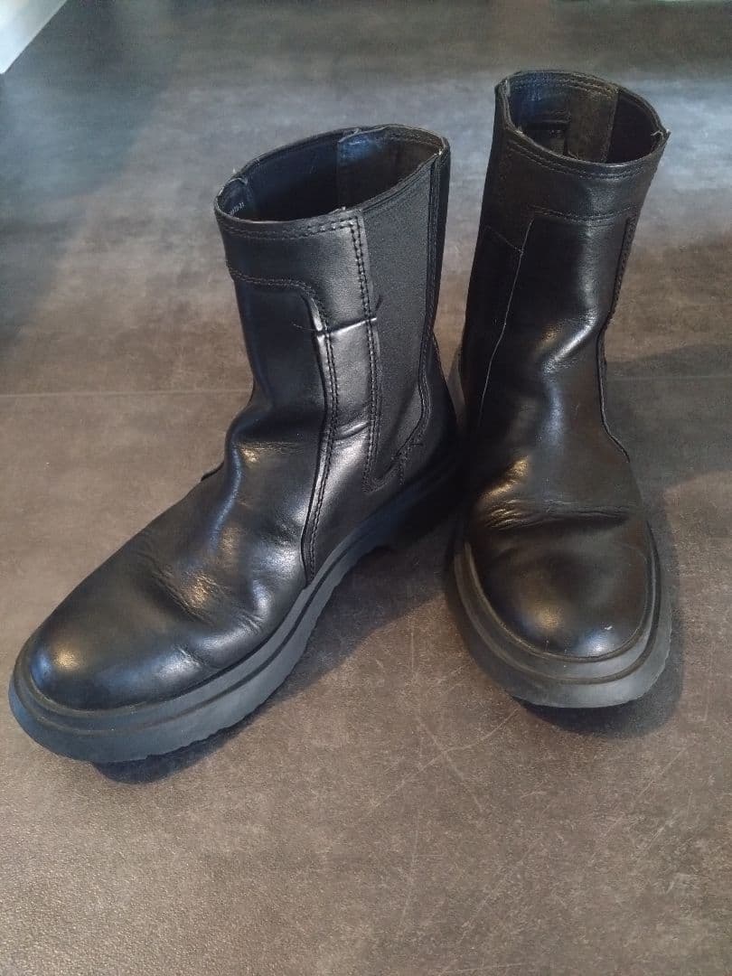 Camper サイドゴア ブーツ 黒 39 25 Camper サイドゴア ブーツ 黒 39 25