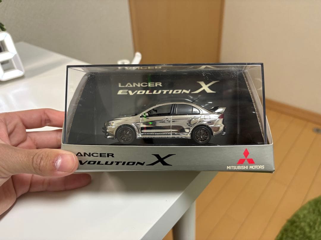 Mitsubishi Lancer Evolution X ミニカー 1/43