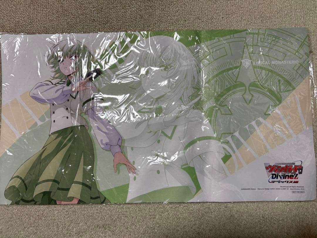 ヴァンガード　六王院スズネ　プレイマット