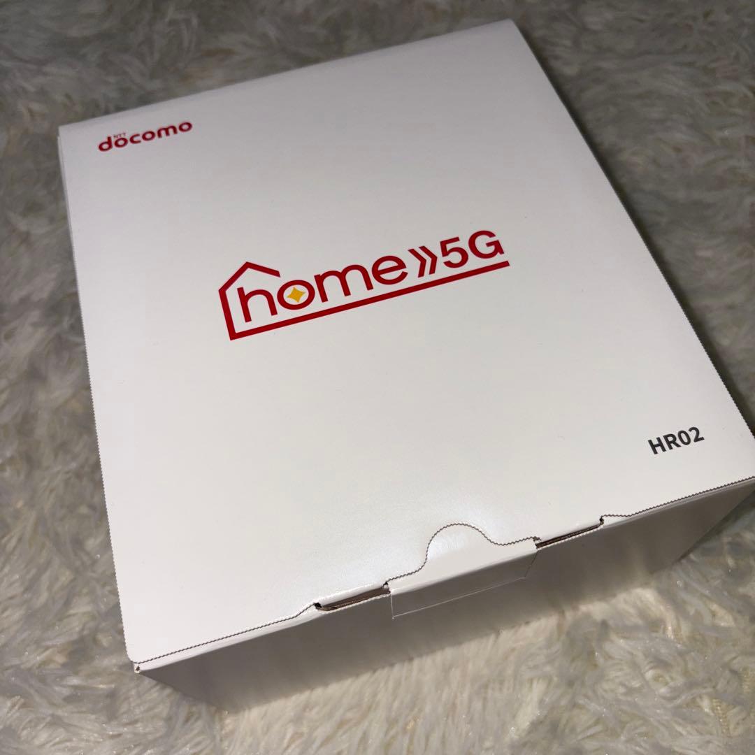 【新品未使用】docomo 5G(HR02) ダークグレー　ルーターたく