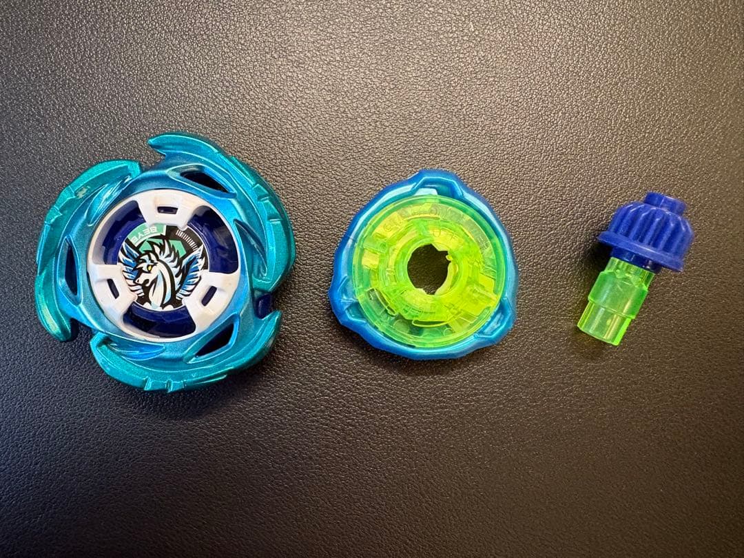 【akaたつ】【未使用品】ベイブレードX エアロペガサス3-70A