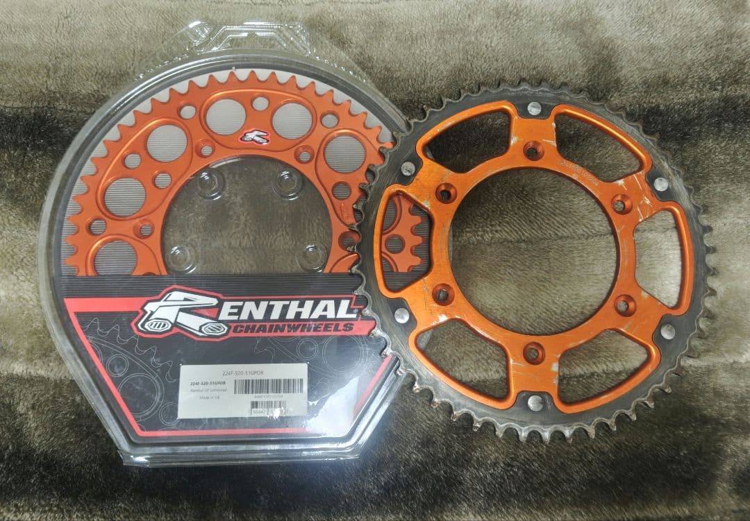 KTM ハスク　リアスプロケット52丁/51丁