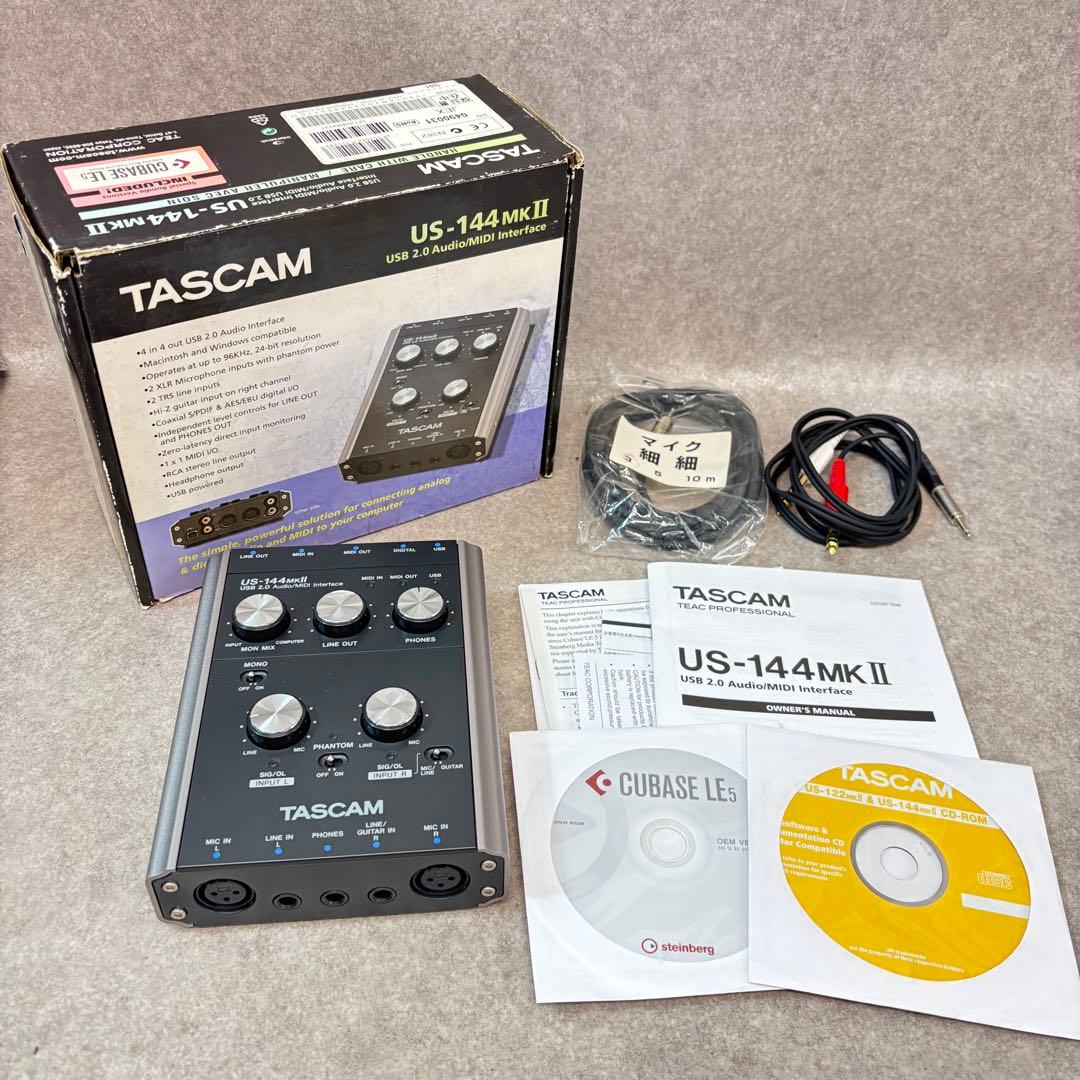 A6152★未使用品　TASCAM オーディオインターフェースUS-144MK2